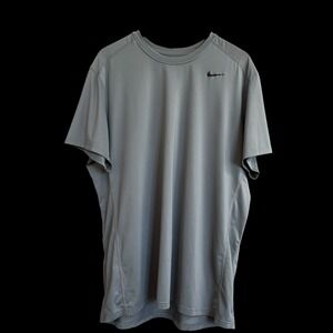 Nike Dri-Fit Fitted Gray Running Gym Workout Short Sleeve Shirt Men Sz XXL‎ #556